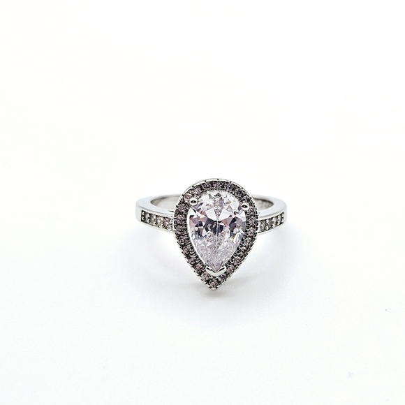 Jewelry - Pear Cut Diamond CZ Halo .925 Sterling Silver Ring Size 7 New